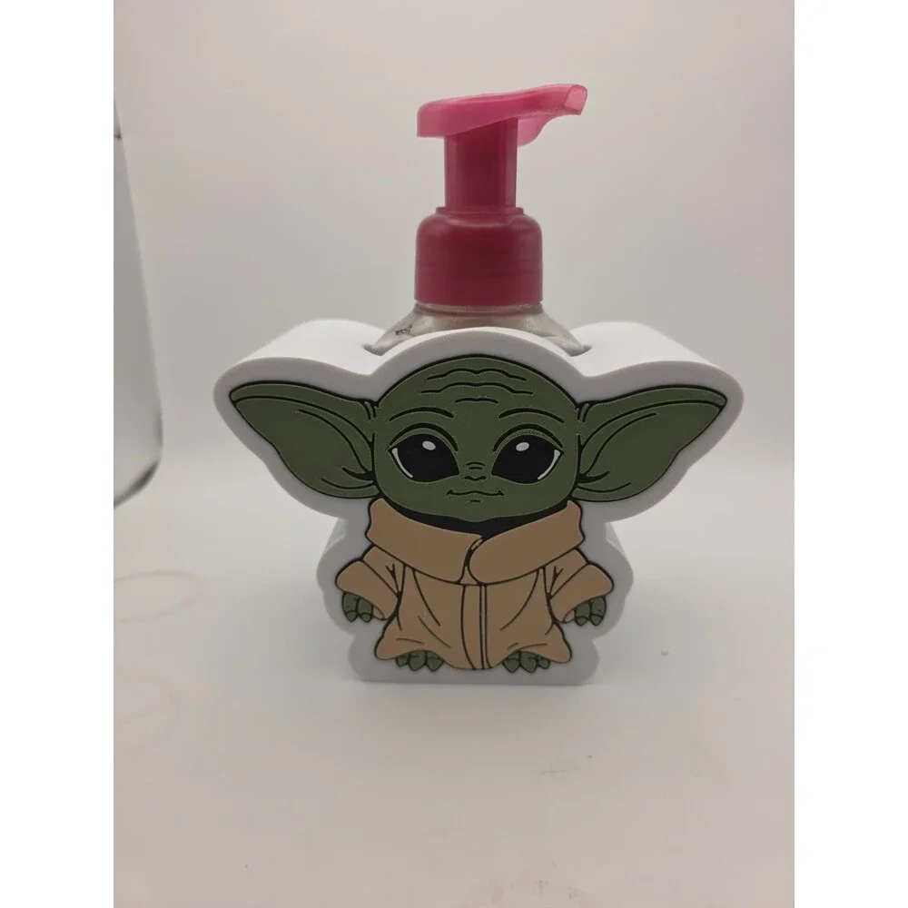 Alien Foaming Soap Dispenser Holder – 3D Printed Bathroom Decor for Foaming